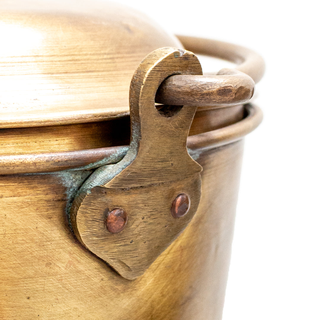 Vintage Style Bucket with handle