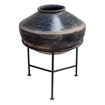 Clay Pot with Stand