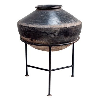 Clay Pot with Stand