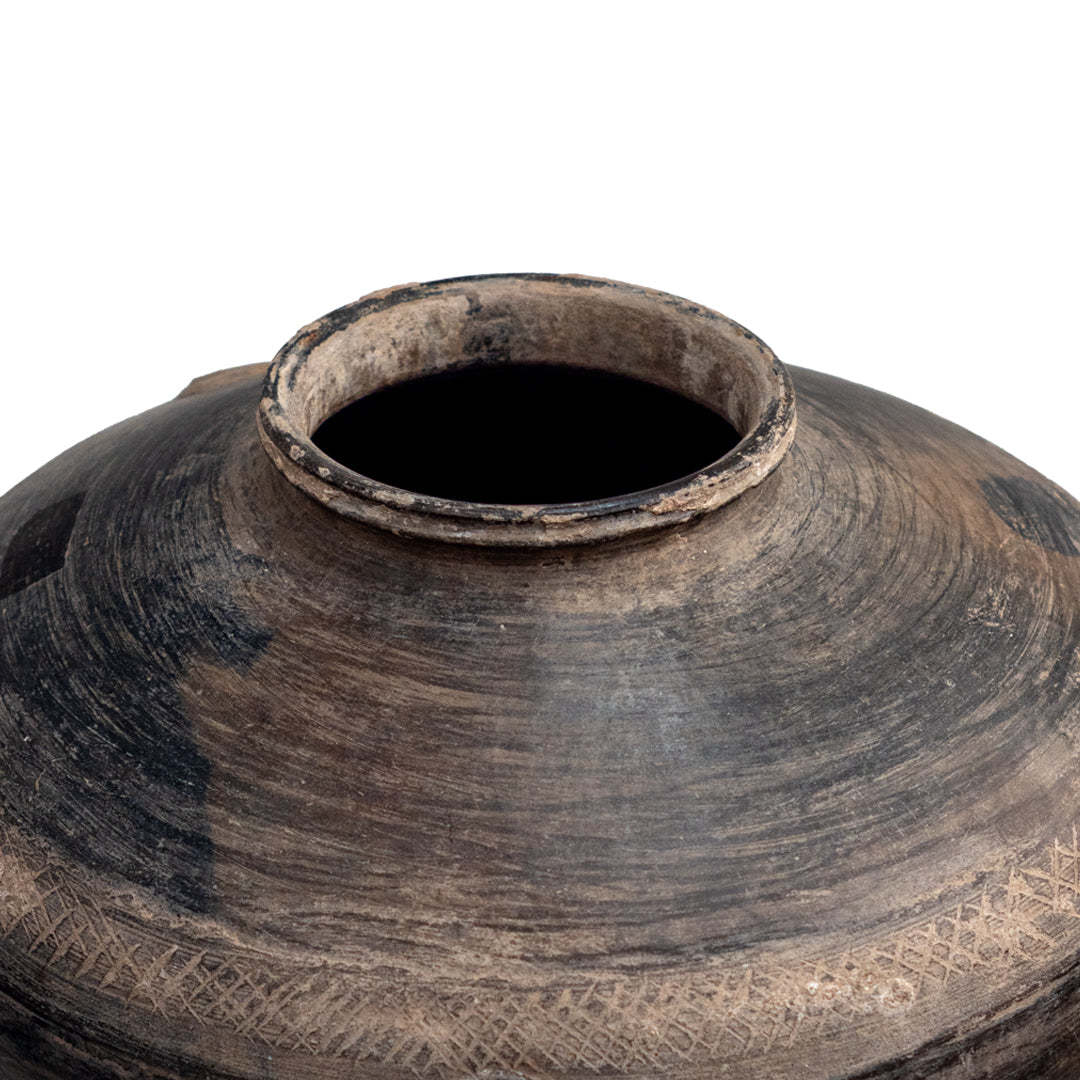 Clay Pot with Stand
