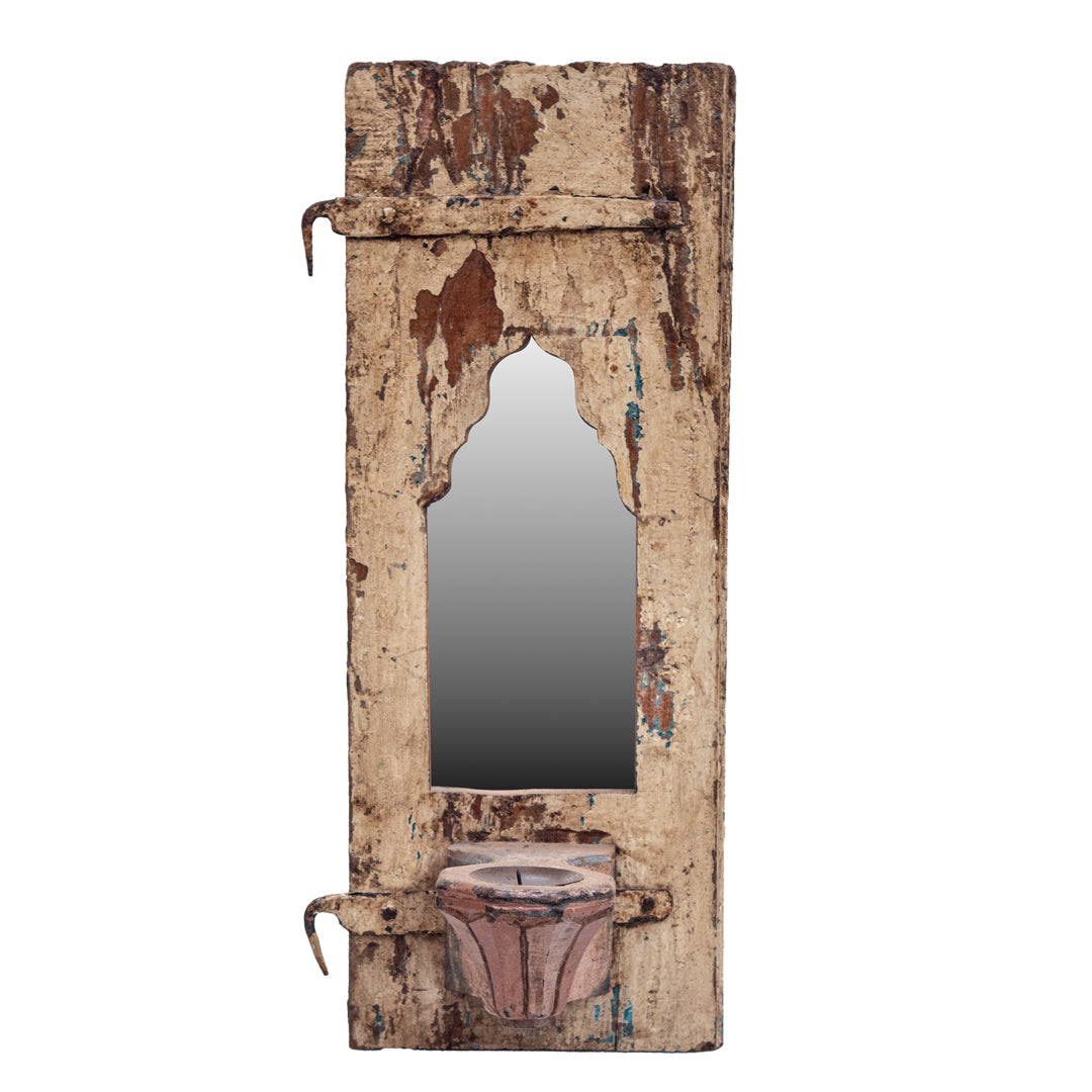 Pendara Mirror with Candle Stand